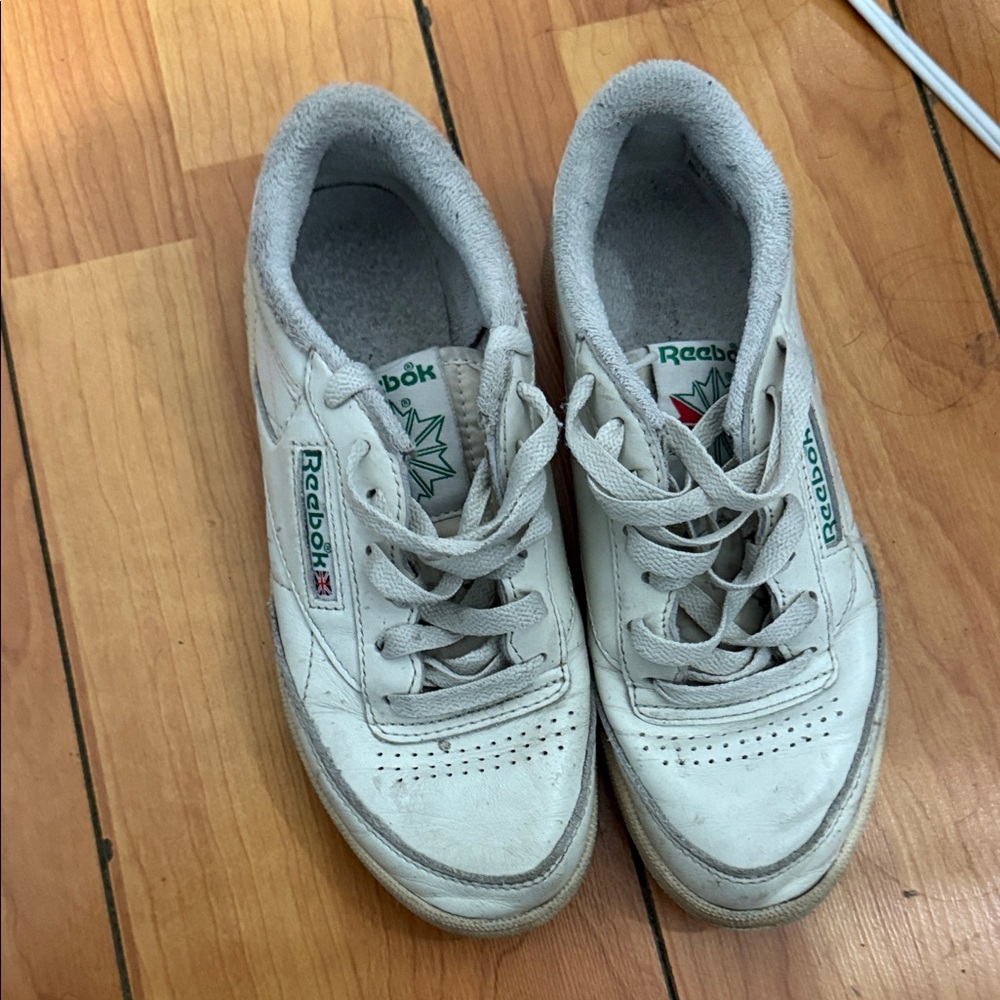 Reebok White Leather Sneakers - Classic Low-Top